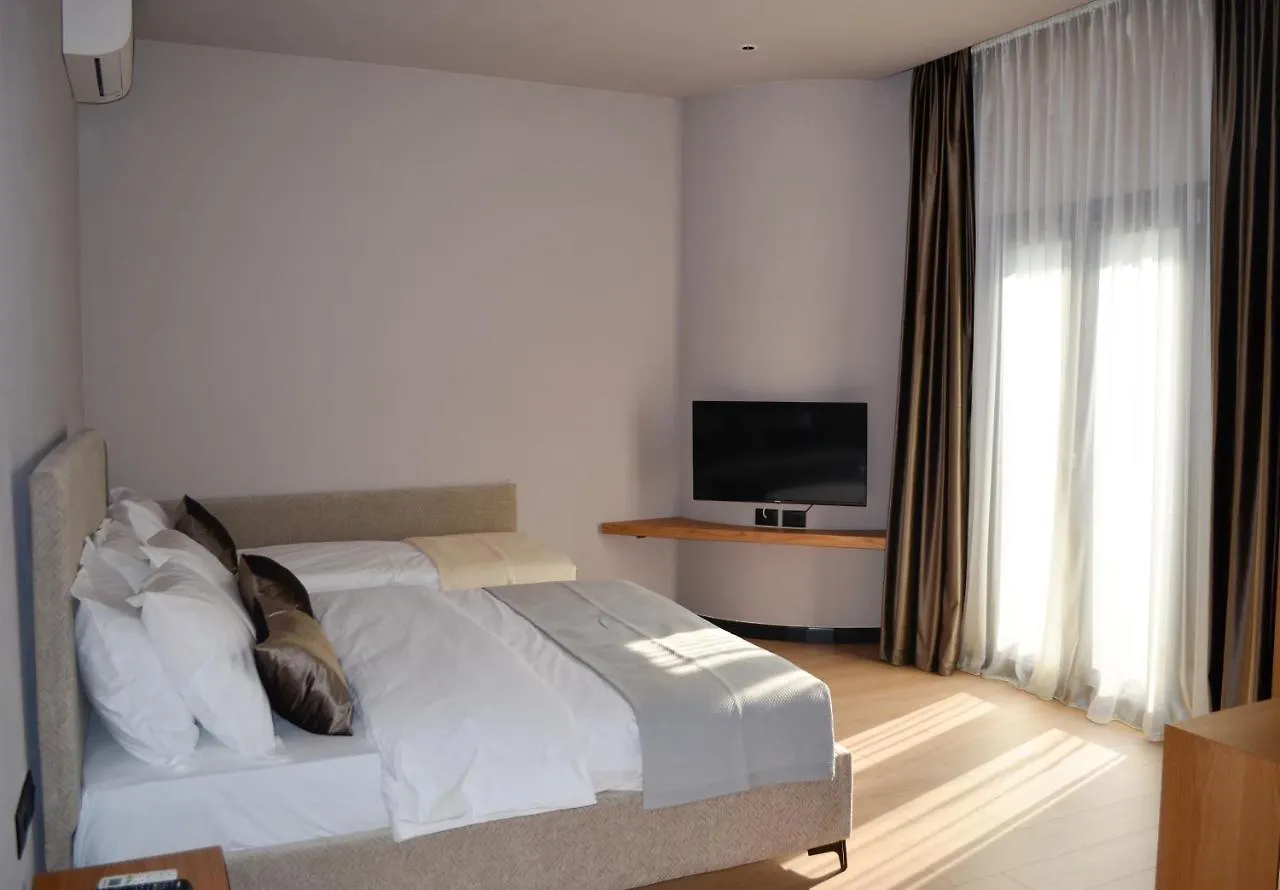 N'Peze Hotel Laknas